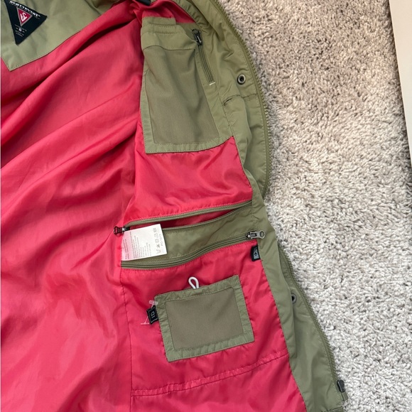 Scottevest Olive Jacket with Red/Pink Lining - Picture 4 of 7